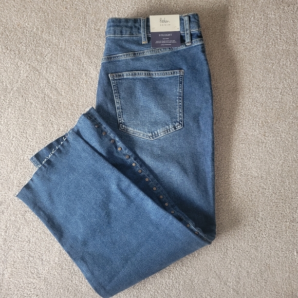 Boden High Rise Relaxed Cropped Straight Leg Raw Hem Studded Jeans Size 16 - Picture 11 of 11
